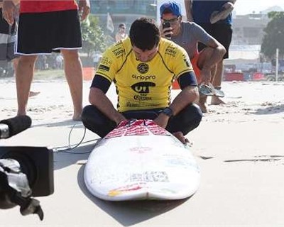 Slater, Florès, Medina and De Souza out for the count at Oi Rio Pro 