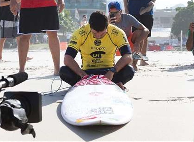 Slater, Florès, Medina and De Souza out for the count at Oi Rio Pro 